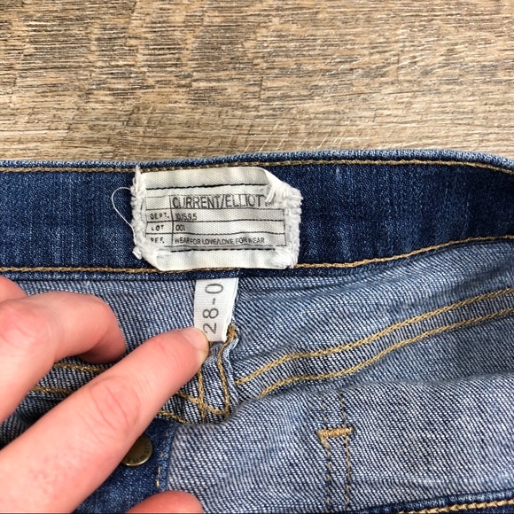 Current/Elliott The Dotty Pocket Skirt Button 28 - Picture 4 of 10